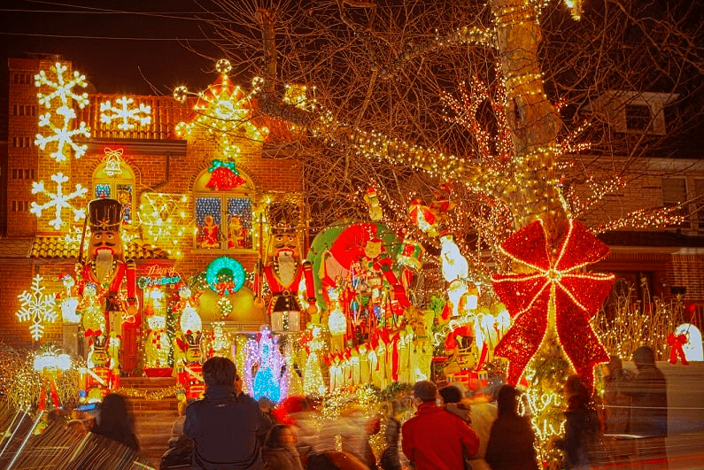 What is the Best Neighborhood for a Christmas Light Displays in Maryland?