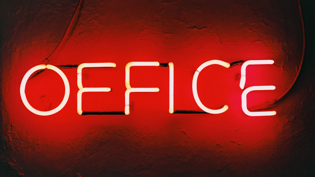 What is the Average Cost of a Custom Neon Sign?