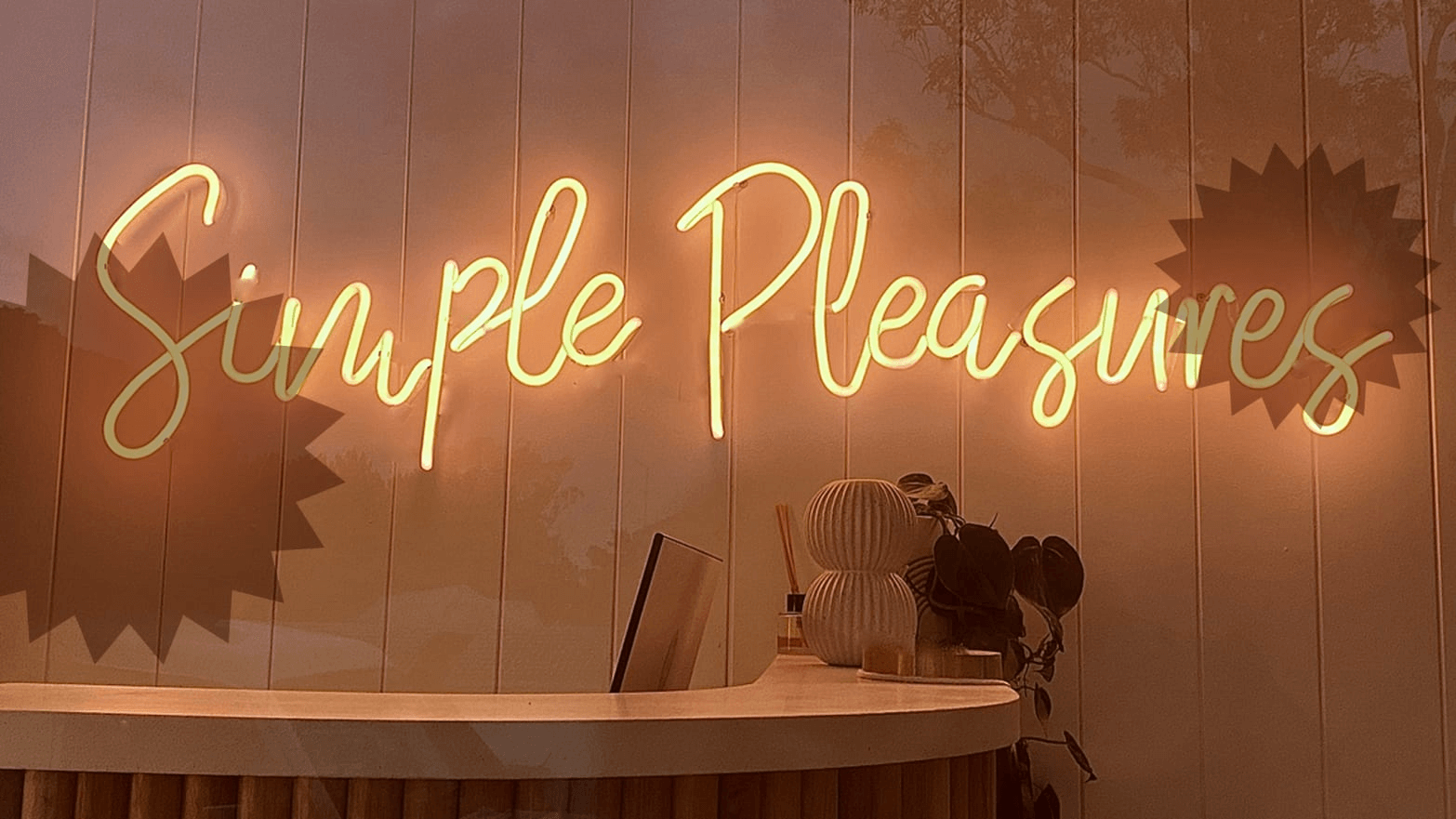 What are Custom Neon Signs?