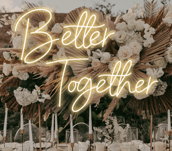 What should my wedding neon sign sayings?