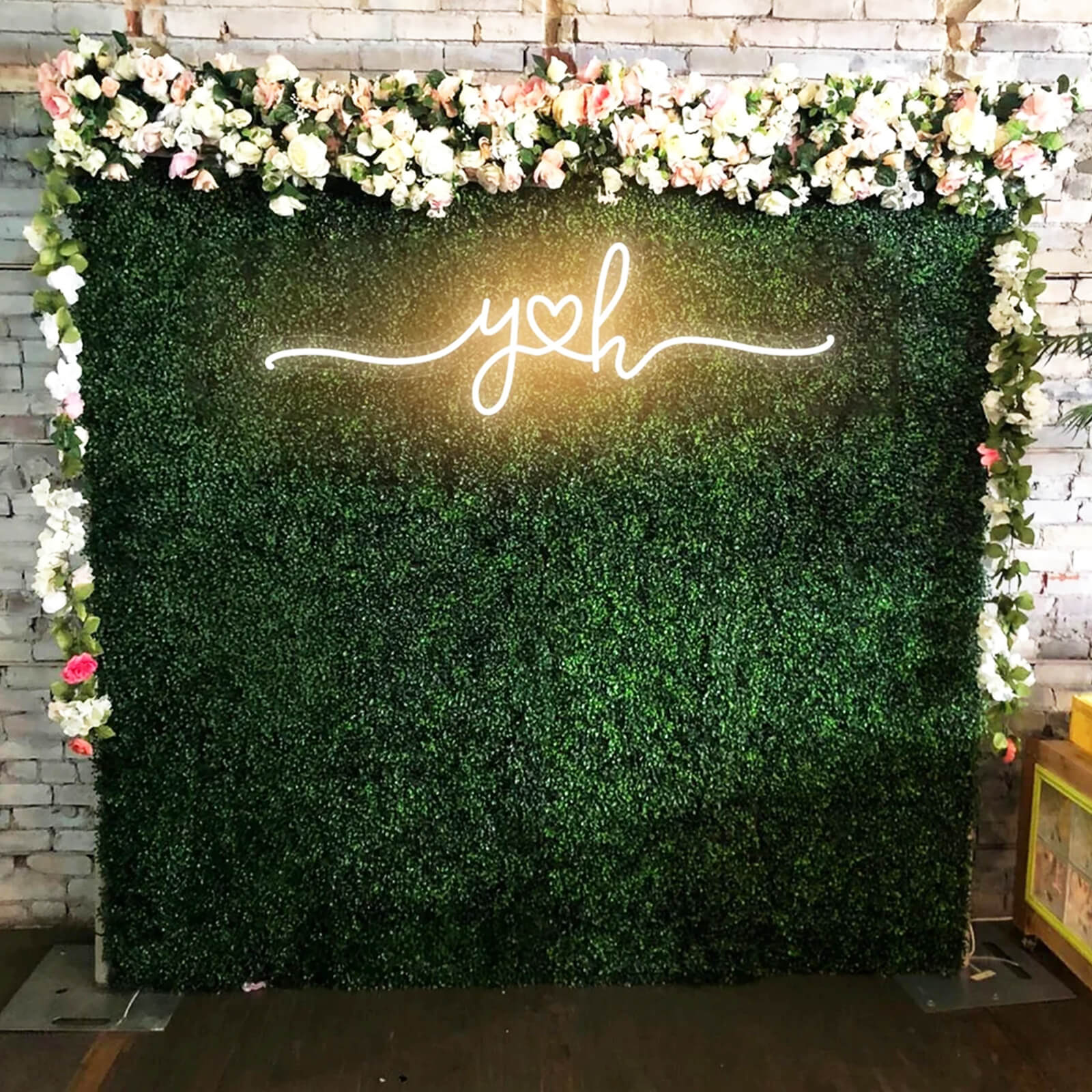 neon sign for wedding yh