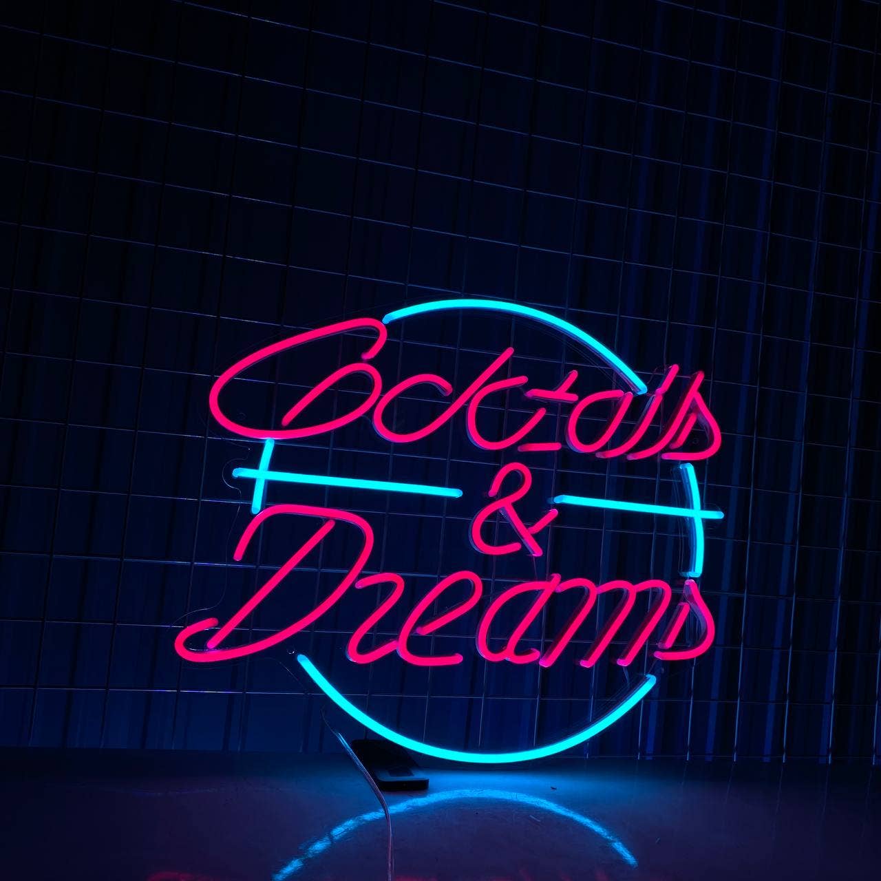 Cocktails And Dream Neon Light Cocktails Bar Wall Decor Art