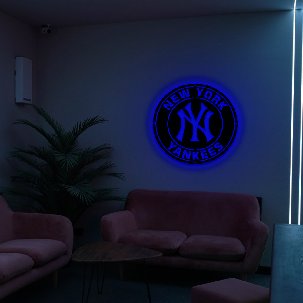 New York Yankees Metal Sign