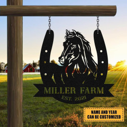 Personalized Metal Farm Sign Horse Hoof Shoes Monogram Custom Outdoor Farmhouse Ranch Barn Stable Wall Decor Art Gift