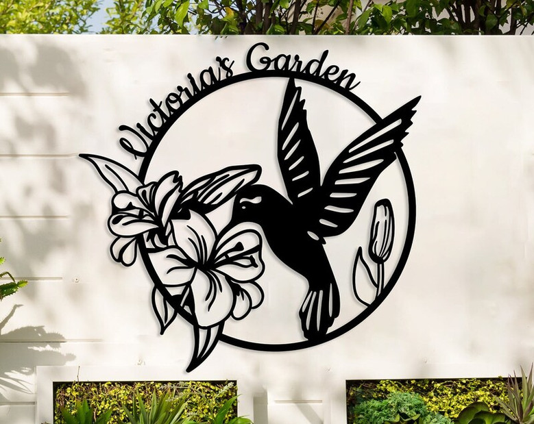 Personalized Hummingbird Metal Garden Decor, Flower Beds Decor, Custom Garden Name Decor