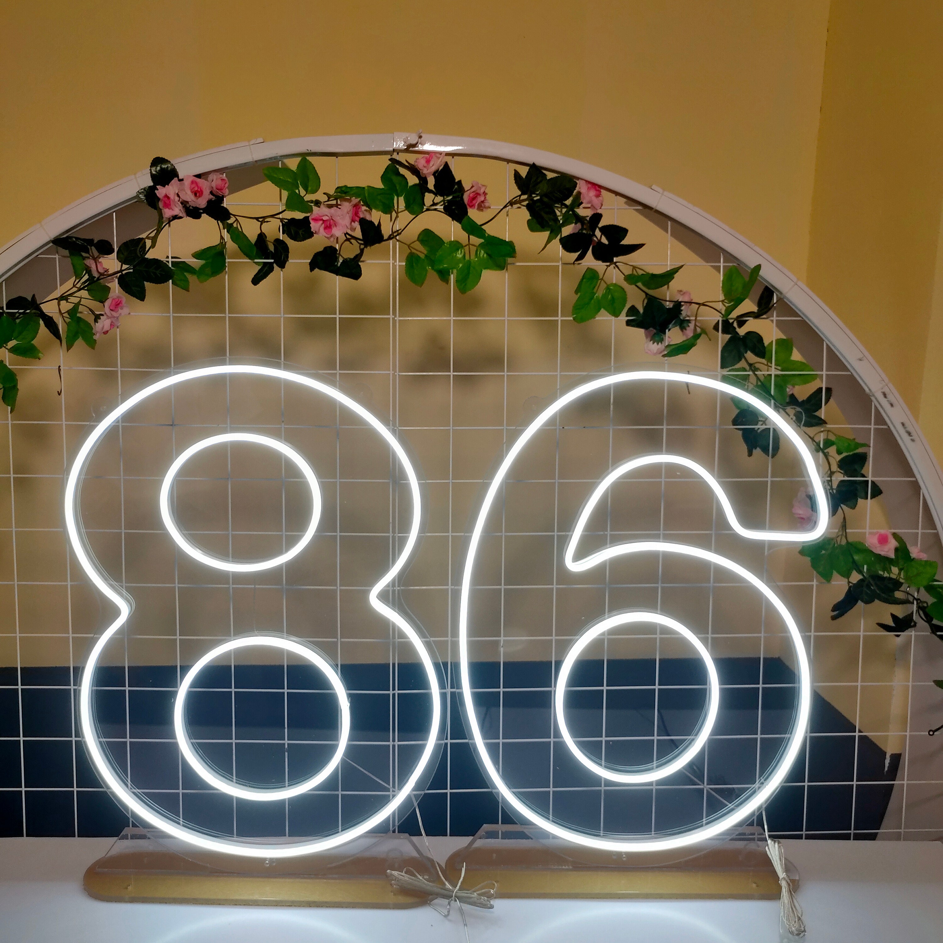 21 Neon Signs,Neon Sign Custom, Twenty One Birthday Decor ,Digital neon lights ,Birthday party event decoration , Room Wall Decoration