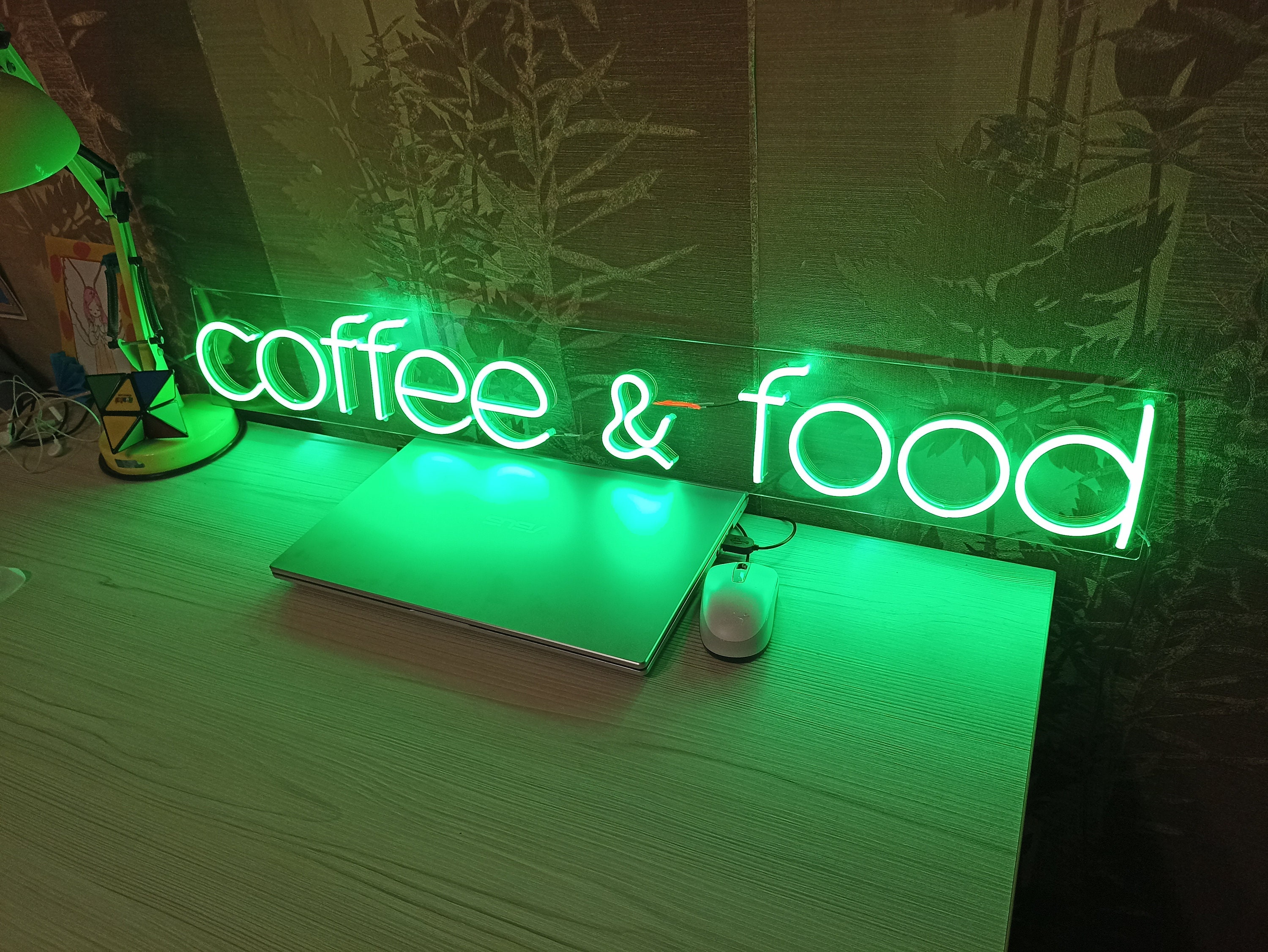 Neon Sign Coffee And Food, Coffee Neon Sign, Street Food Neon Sign, Food Neon, Neon Sign Kitchen, Restaurant Neon, Neon Sign For A Snack Bar