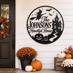 Personalized Haunted House Metal Sign, Custom Family Halloween Wall Decor, Witch Pumpkin Porch Sign, Spooky Round Metal Art