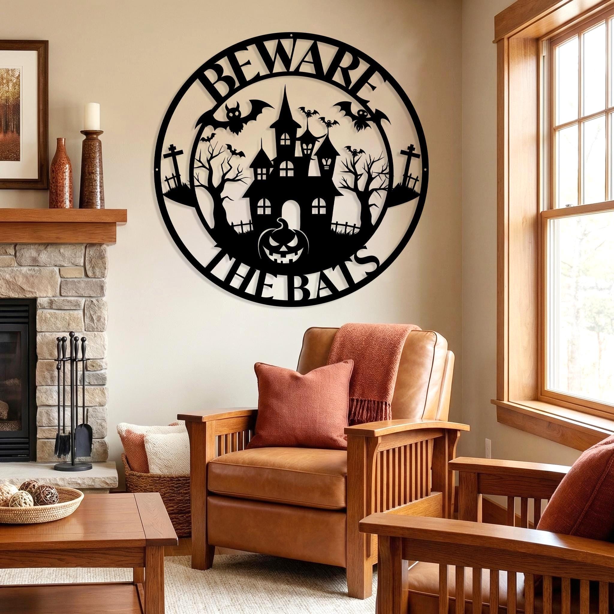Halloween Gift Beware The Bats Halloween Metal Sign, Spooky Haunted House Bat Pumpkin Metal Wall Art, Indoor Farmhouse Halloween Home Decor